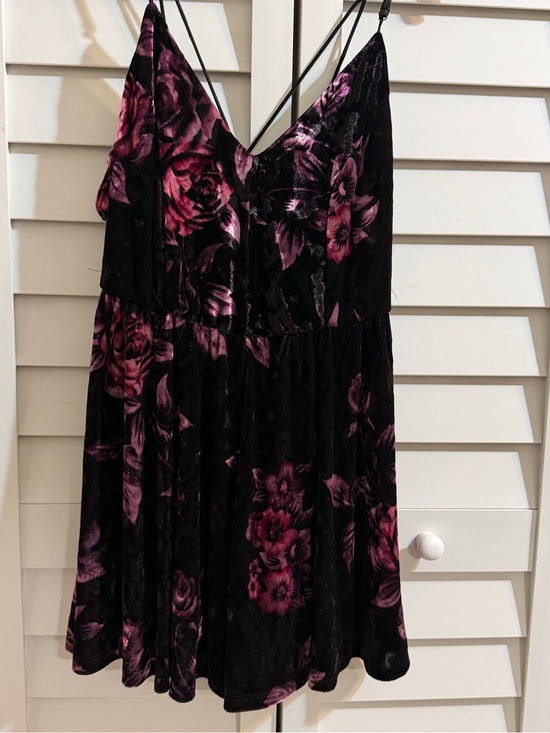 Timing Pants - Velvet Floral Romper